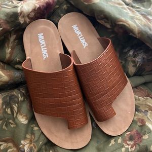Almost New Mukluks Sandals
